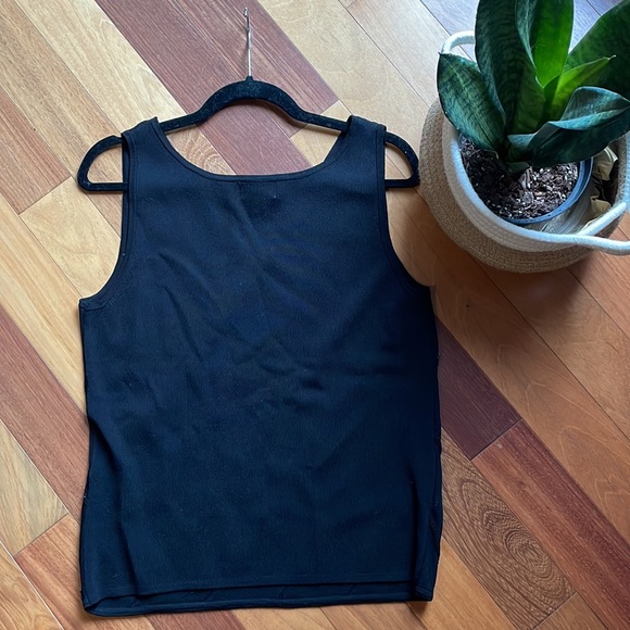 Carducci Black Knit Sleeveless Top with Beaded Detail, size Large - Picture 4 of 9